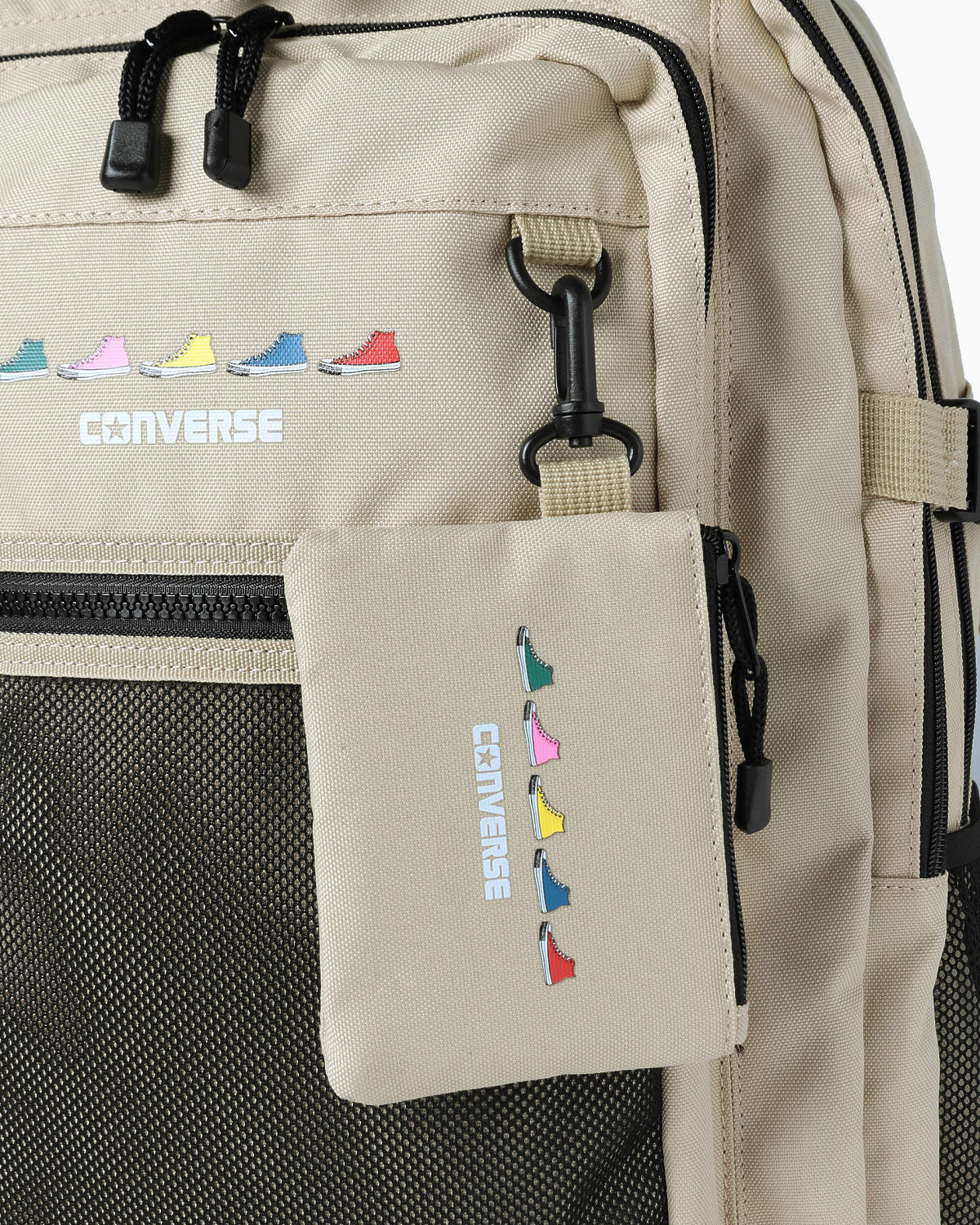 スニーカー プリント バックパック - Image 11