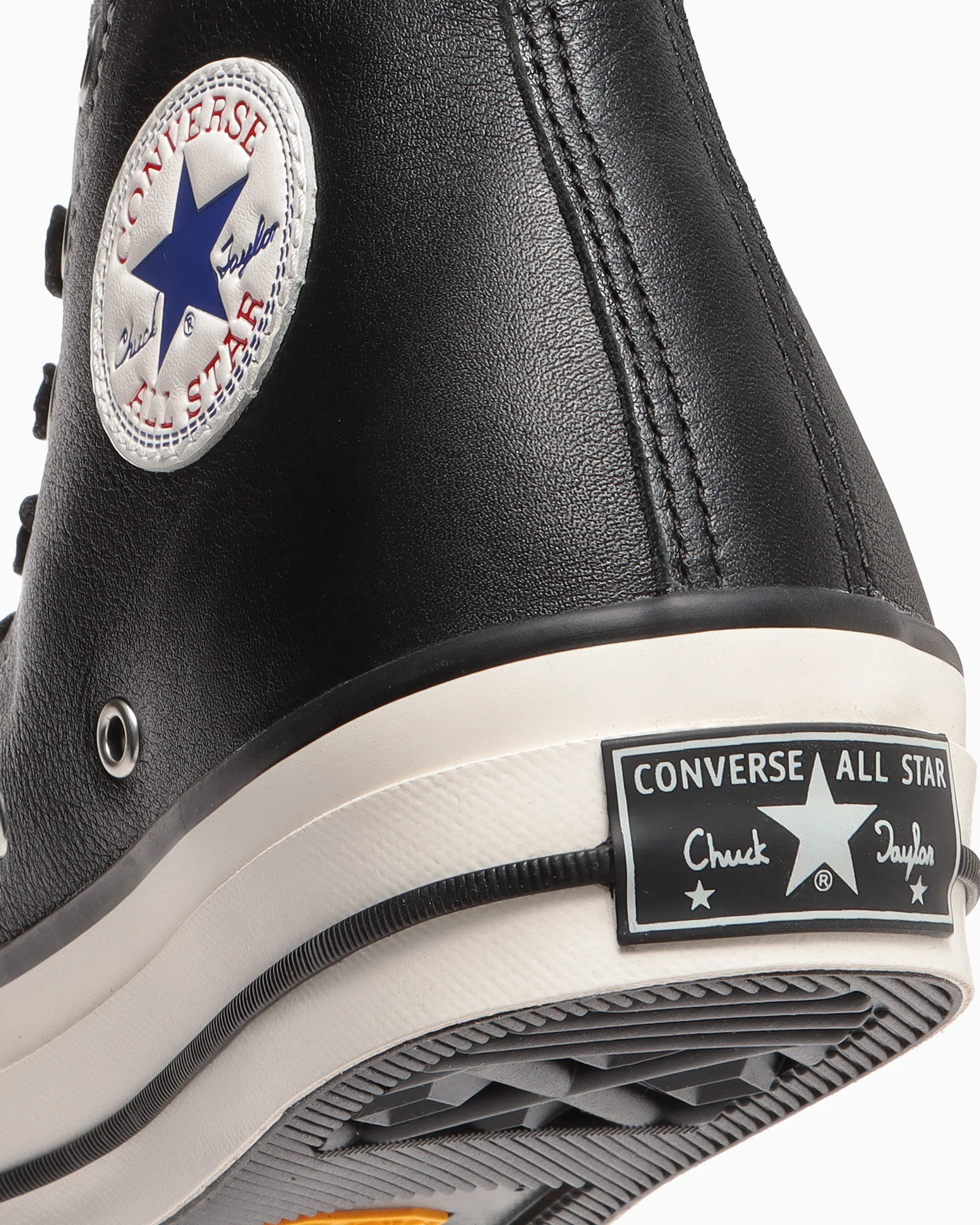 CHUCK TAYLOR LEATHER HI - Image 8