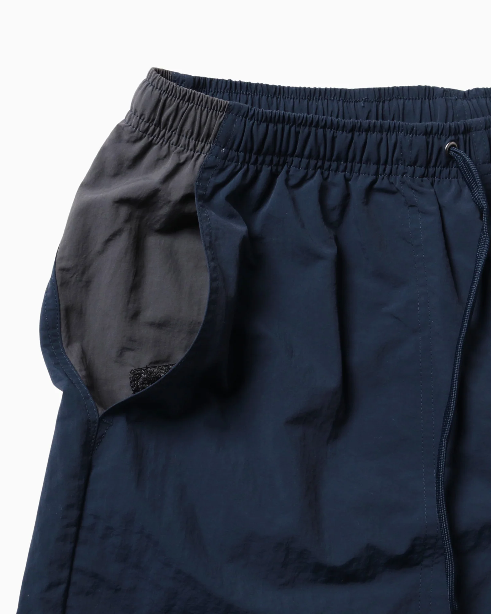 COLOR BLOCK WOVEN SHORTS - Image 5