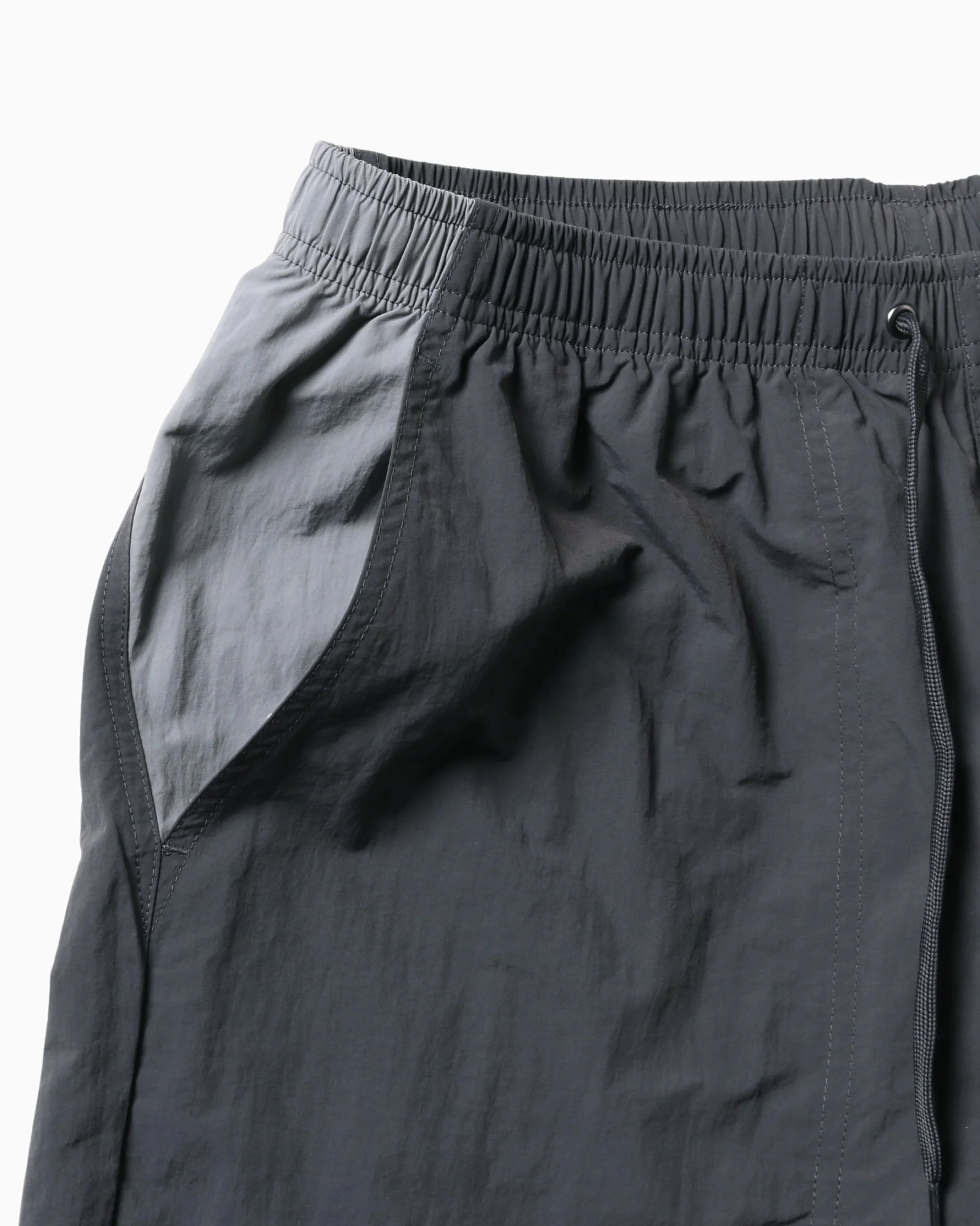 COLOR BLOCK WOVEN SHORTS - Image 5